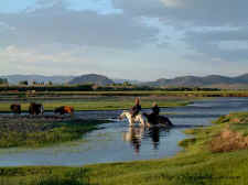 River_crossing.jpg (43605 bytes)