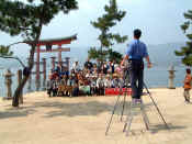 Group plus photographer, Miyajima.JPG (54564 bytes)