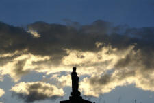 Ozore statue