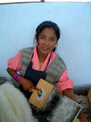Shigatse Girl.jpg (26948 bytes)