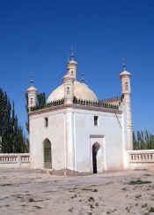 M_Kashgari_tomb2.jpg (44732 bytes)