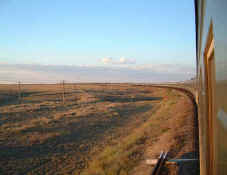 Train.jpg (40924 bytes)