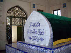 Yusup_tomb.jpg (53982 bytes)
